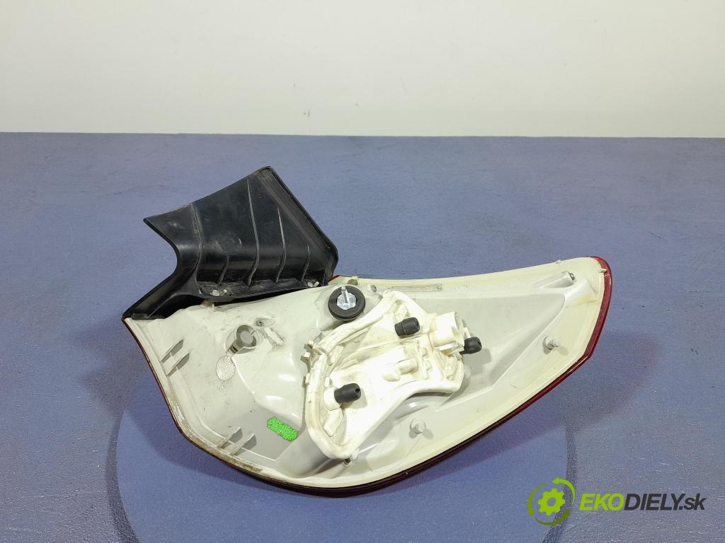 Opel Astra 2015 svetlo / reflektor zad ľavá Vonkajsia: