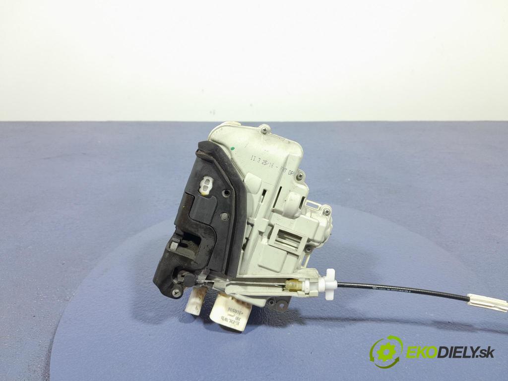 Porsche Cayman 2016 zámek dveře před Levý: 4G1837015