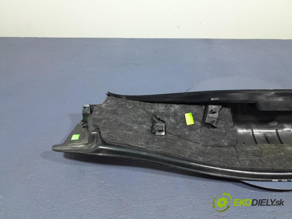 Porsche Cayman 2016 kryt Plast: Interiéry: 98155125103