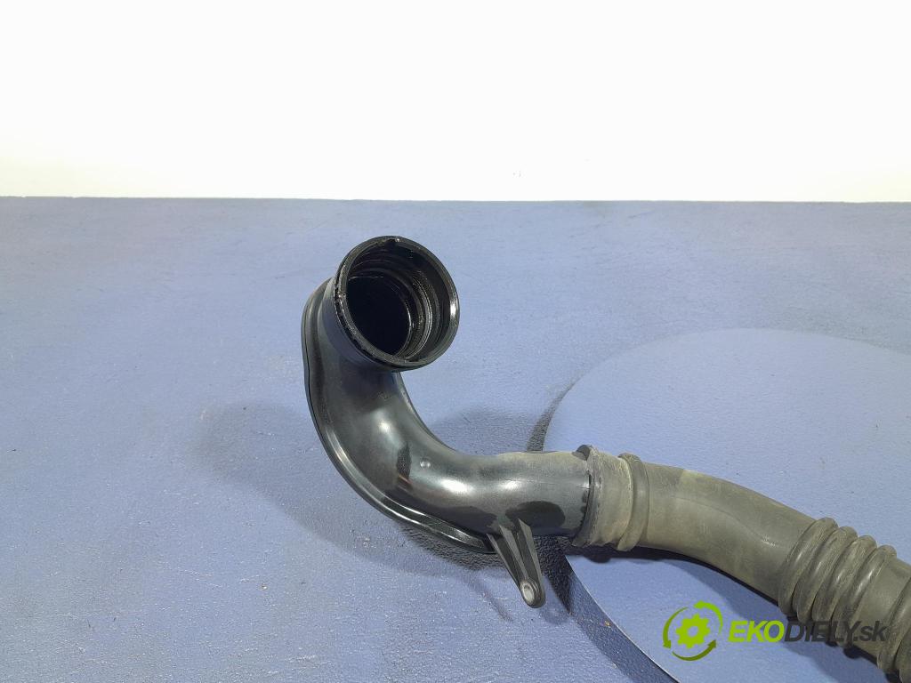 Opel Astra 2015 rúrka Vzduch: 13398481