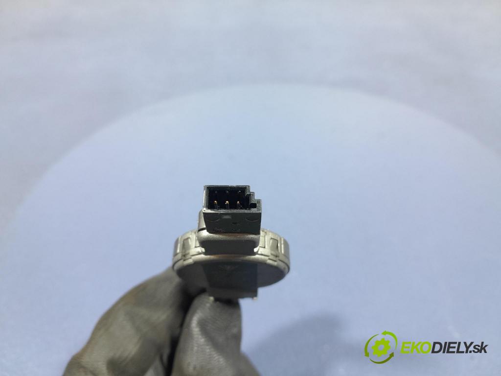 Porsche Cayman 2016 snímač Dážď: / Twilight: 99161510801