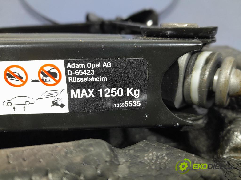 Opel Astra 2015 Kôš kola: Rezervný: 13323032