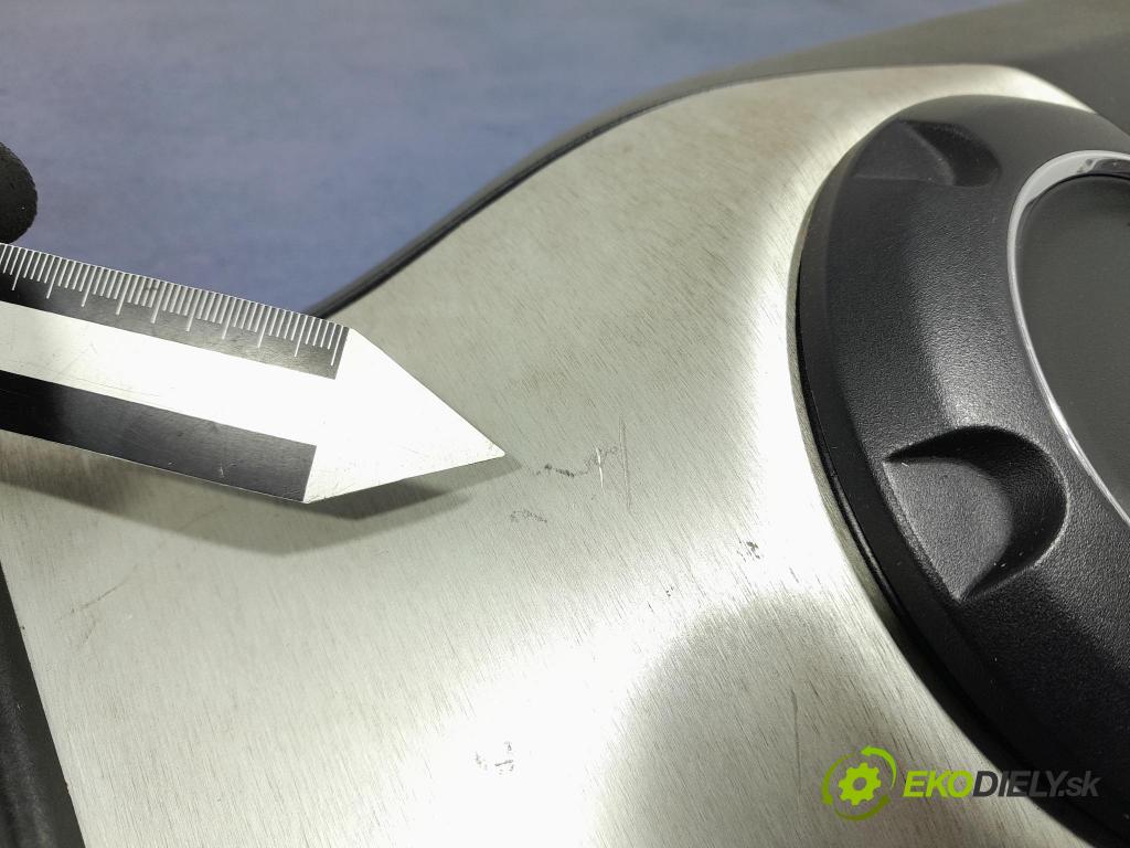 Porsche Cayman 2016 kryt Motor: 981551433