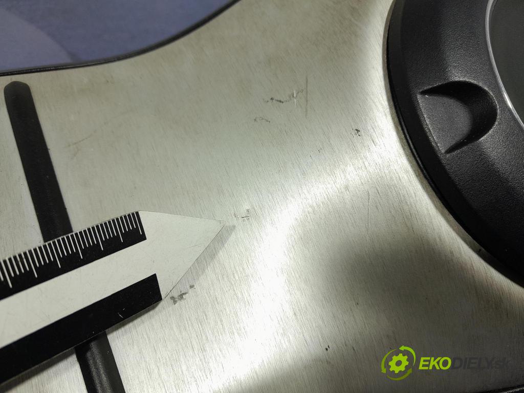 Porsche Cayman 2016 kryt Motor: 981551433