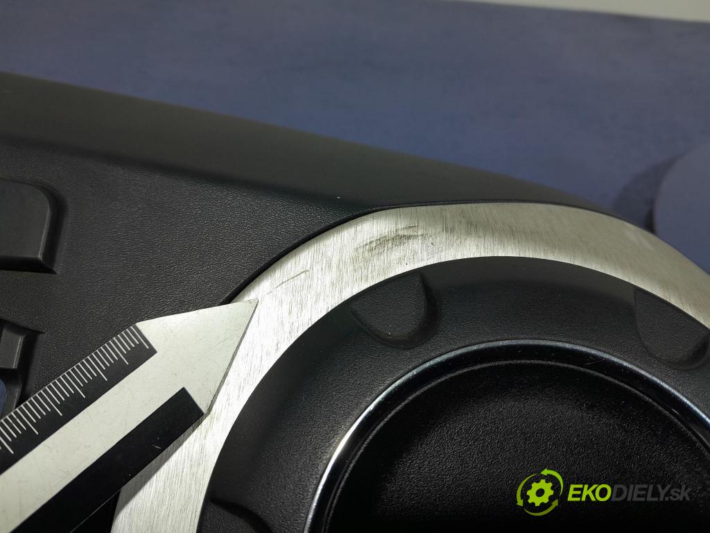 Porsche Cayman 2016 kryt Motor: 981551433