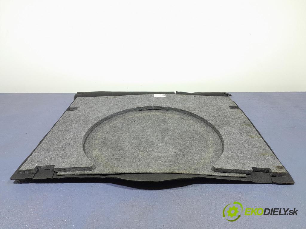 Opel Astra 2015 koberec do auta 13360839