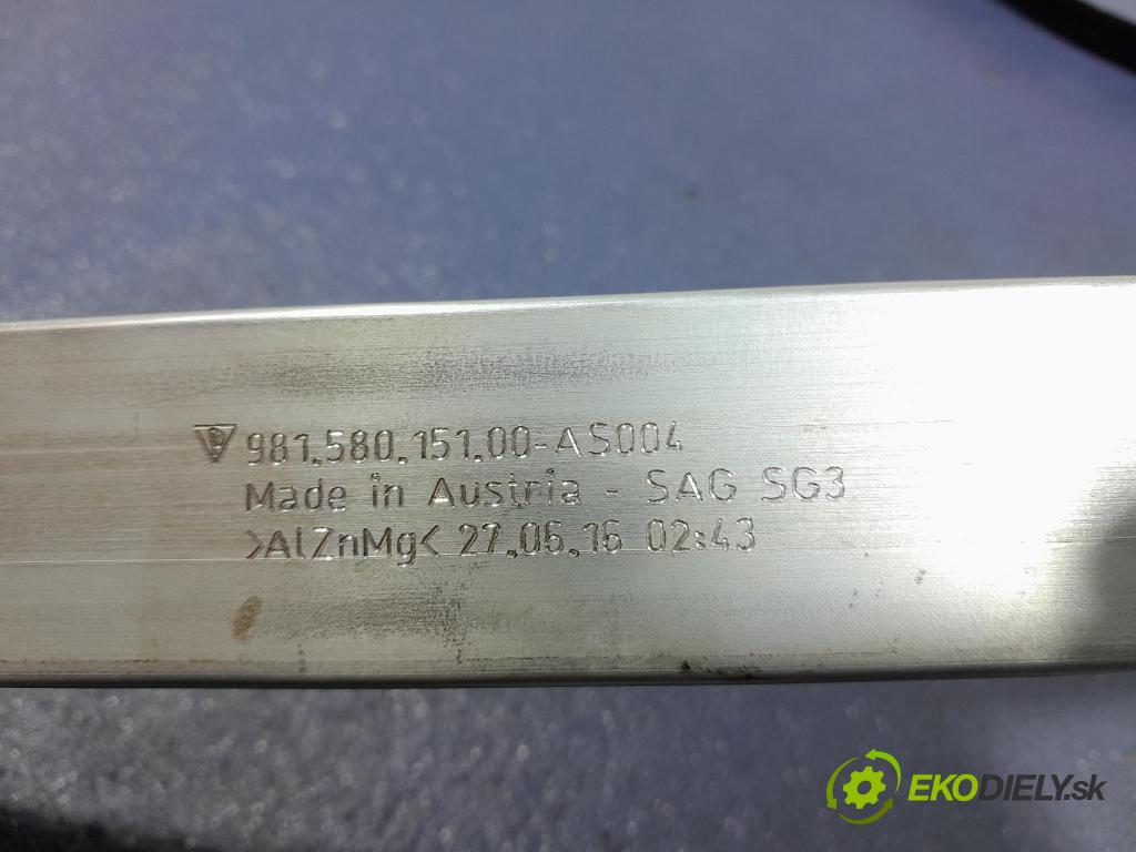 Porsche Cayman 2016 kryt Motor: 98158015100