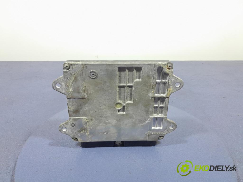 Mitsubishi Colt 2006 riadiaca jednotka Motor: 1860A551