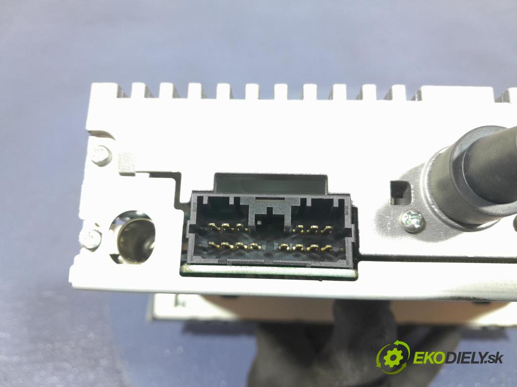 Mitsubishi Colt 2006 Radio I Navigace: MZ312966