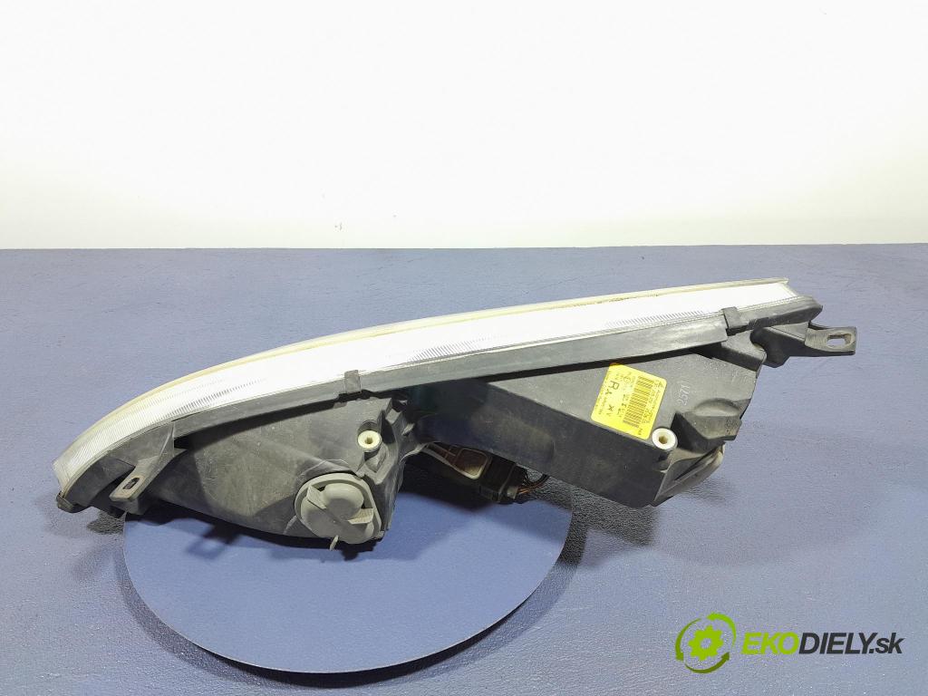 Mitsubishi Colt 2006 Reflektor: v pravo: MR957354