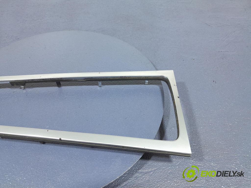 Porsche Cayman 2016 lišta Dekoratívne: Vnútri: 99155326100