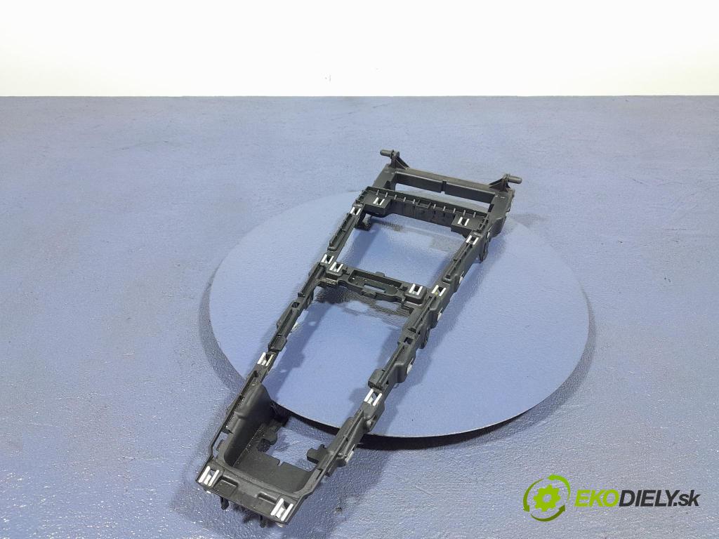 Porsche Cayman 2016 kryt Plast: Interiéry: 99155326301