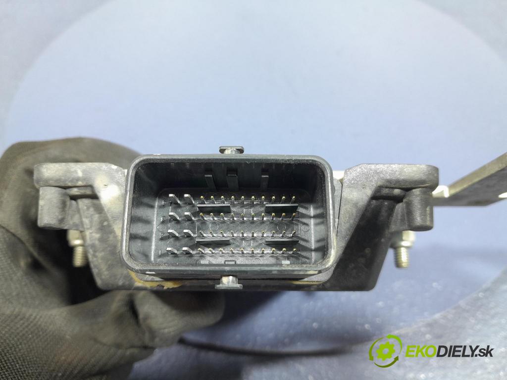 Skoda Fabia 2019 řídící jednotka 616483000P