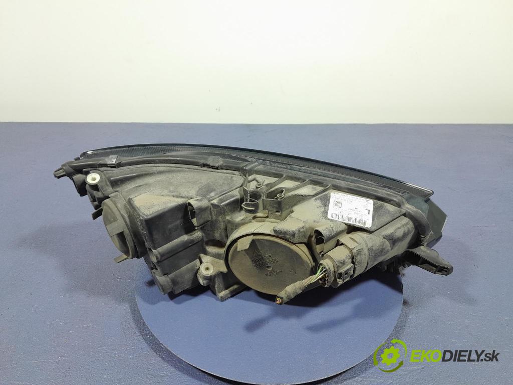 Skoda Fabia 2019 Reflektor: Vľavo: 6V1941015D