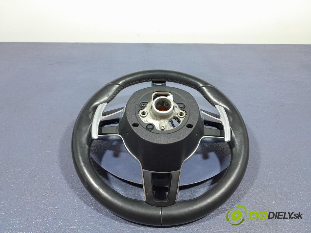 Porsche Cayman 2016 volant 