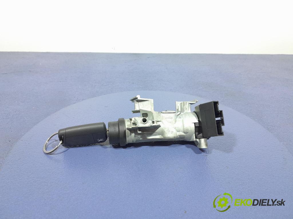 Skoda Fabia 2019 Spínač zapaľovania: 6C0905865