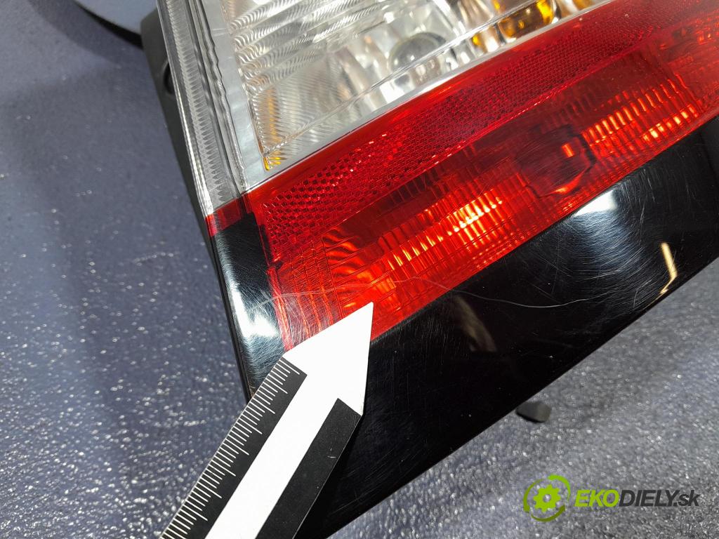 Skoda Fabia 2019 svetlo / reflektor zad Prava: Vonkajsia: 6V9945096