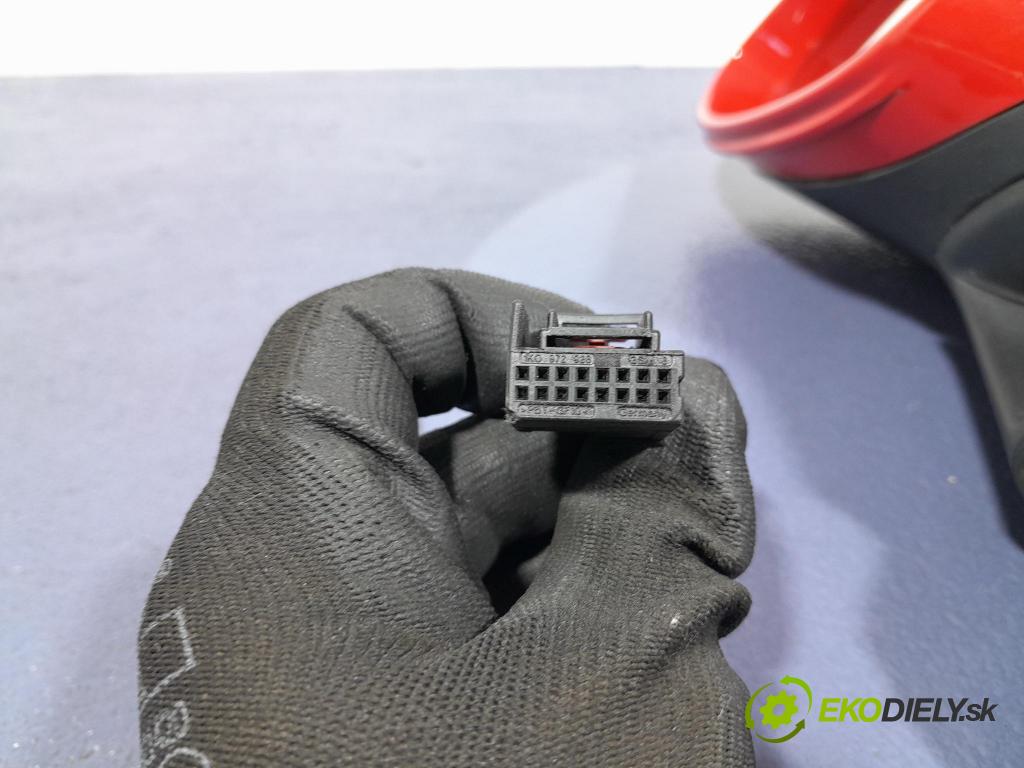 Porsche Cayman 2016 zrkadlo Vľavo: