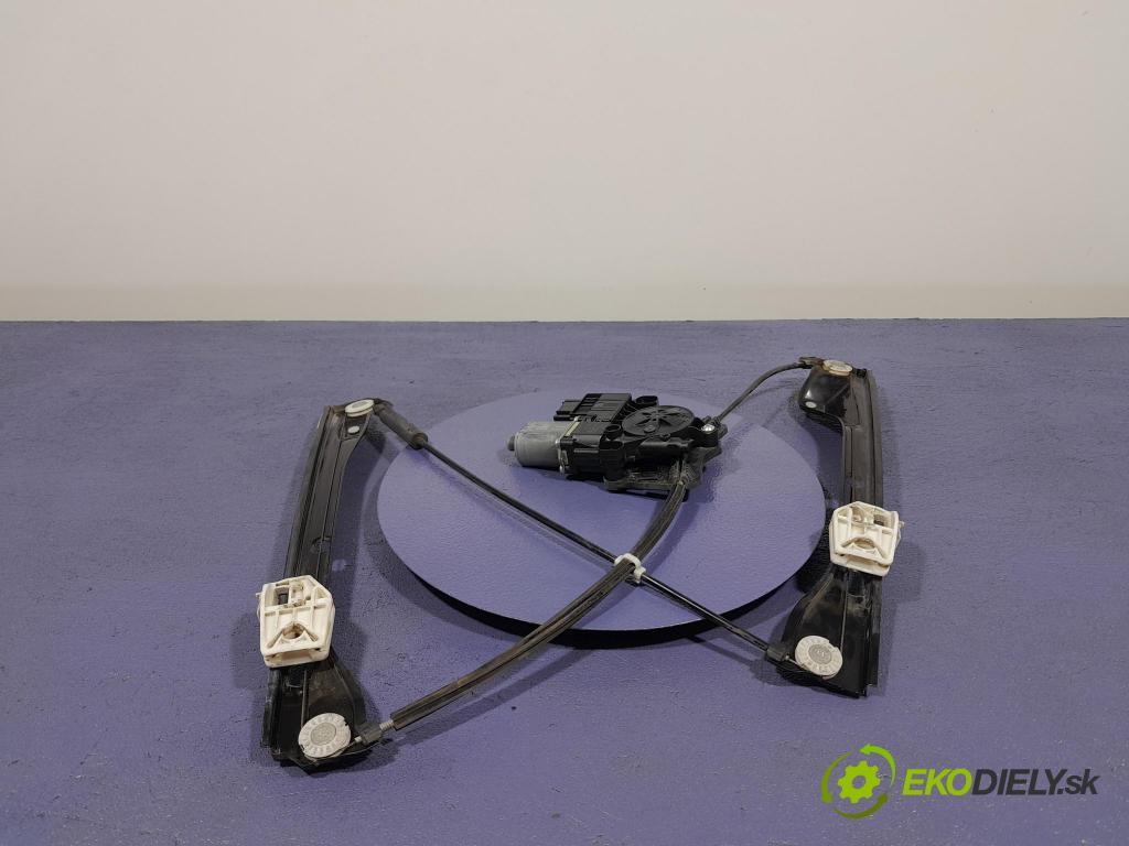 Skoda Fabia 2019 mechanismus stahování Sklenka: před Levý: 2Q2959881C