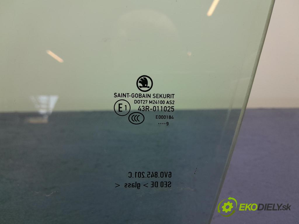 Skoda Fabia 2019 sklo dvere Predné ľavá 6V0845201C