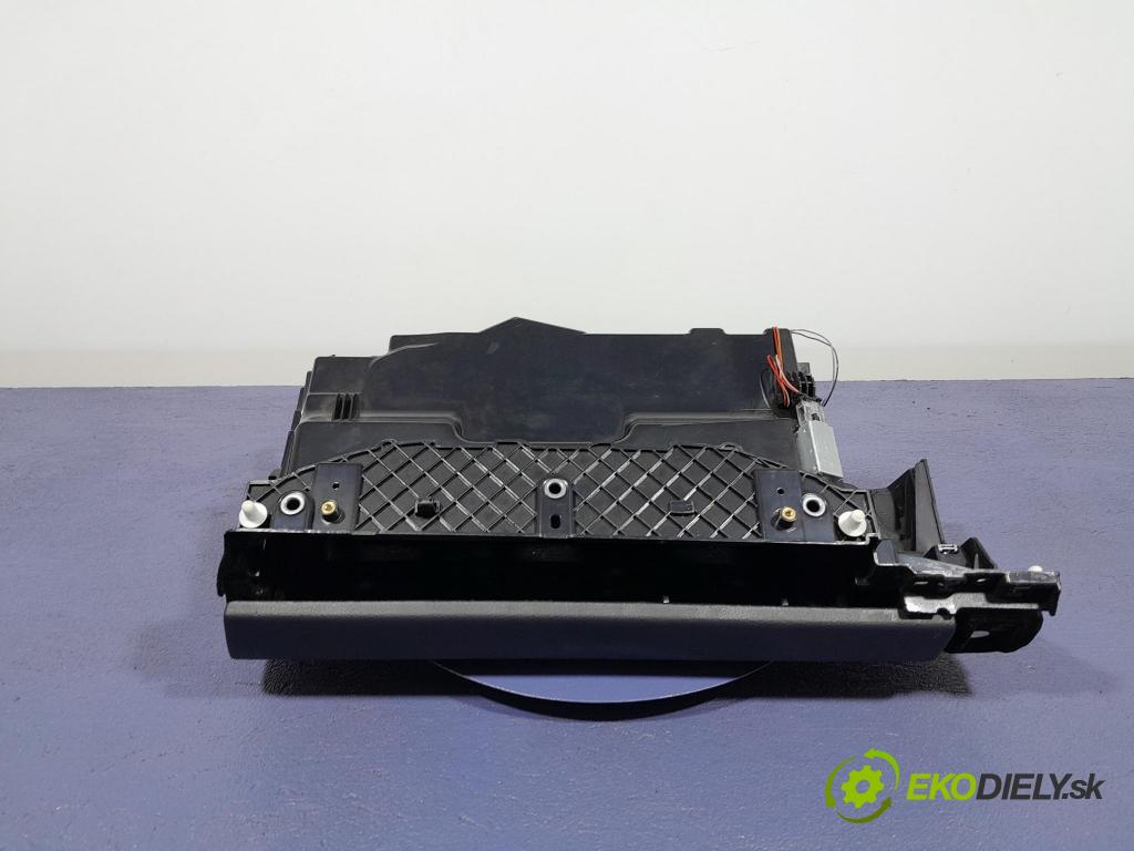 Porsche Cayman 2016 kastlík 99155220416