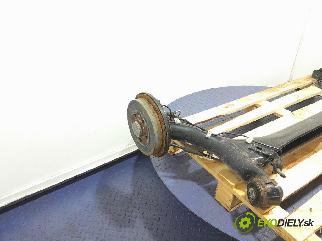 Skoda Fabia 2019 výztuha Pozastavenia: Zad: