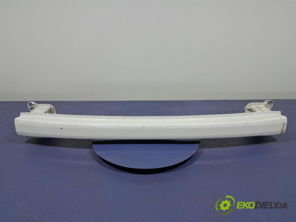 Skoda Fabia 2019 výstuha narazník zad 5V9807305