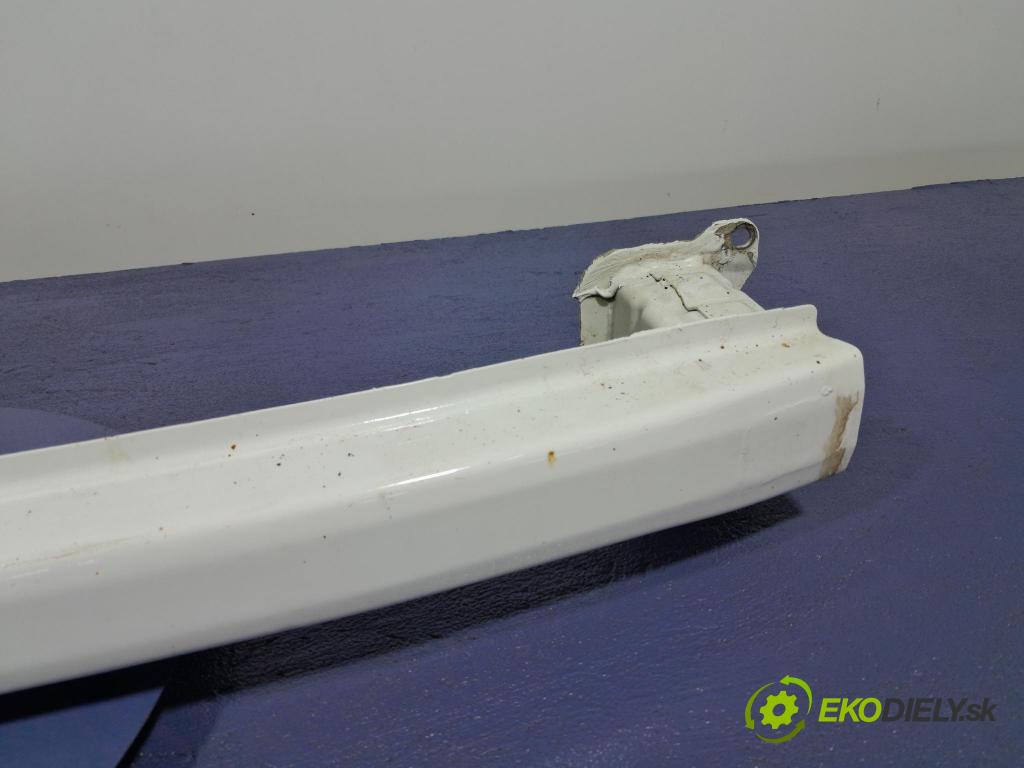 Skoda Fabia 2019 výstuha narazník zad 5V9807305