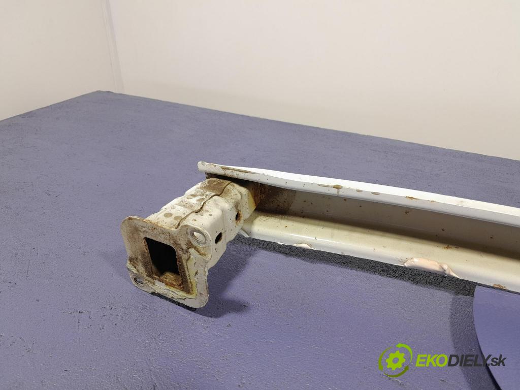 Skoda Fabia 2019 výstuha narazník zad 5V9807305