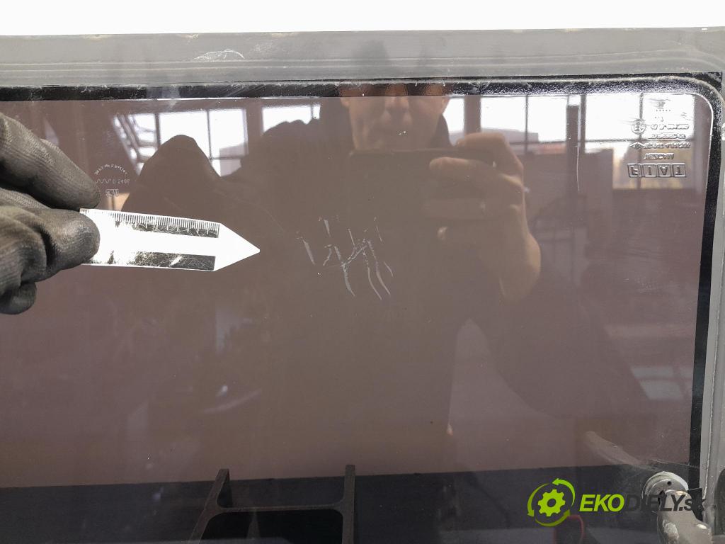 Fiat Doblo 2007 sklo Karosérie: Zad: 