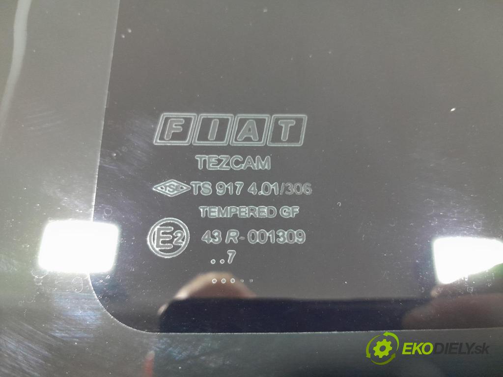 Fiat Doblo 2007 sklo Karoséria: zad