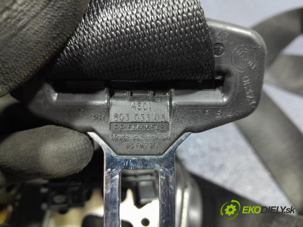 Porsche Cayman 2016 kokpit,pristrojová doska