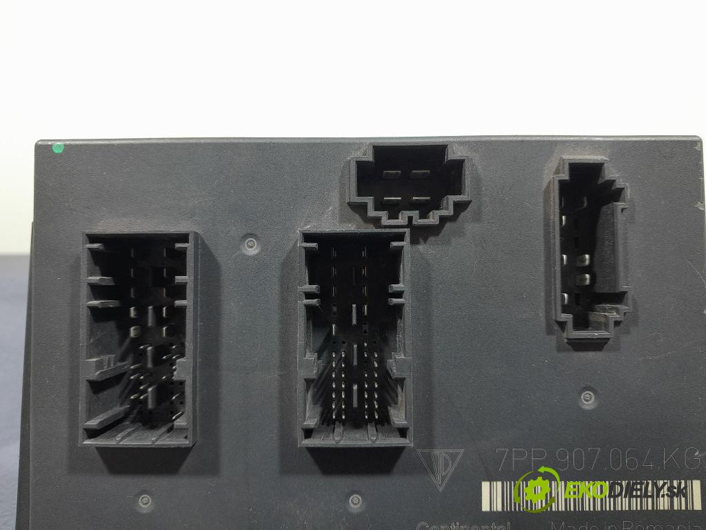 Porsche Cayman 2016 řídící jednotka Komfortu 7PP907064KG