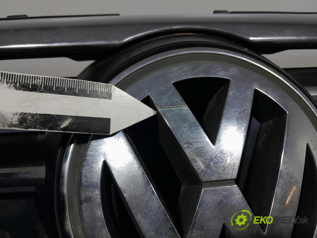 Vw Passat 2006 mřížka / Gril: 3C0853651D