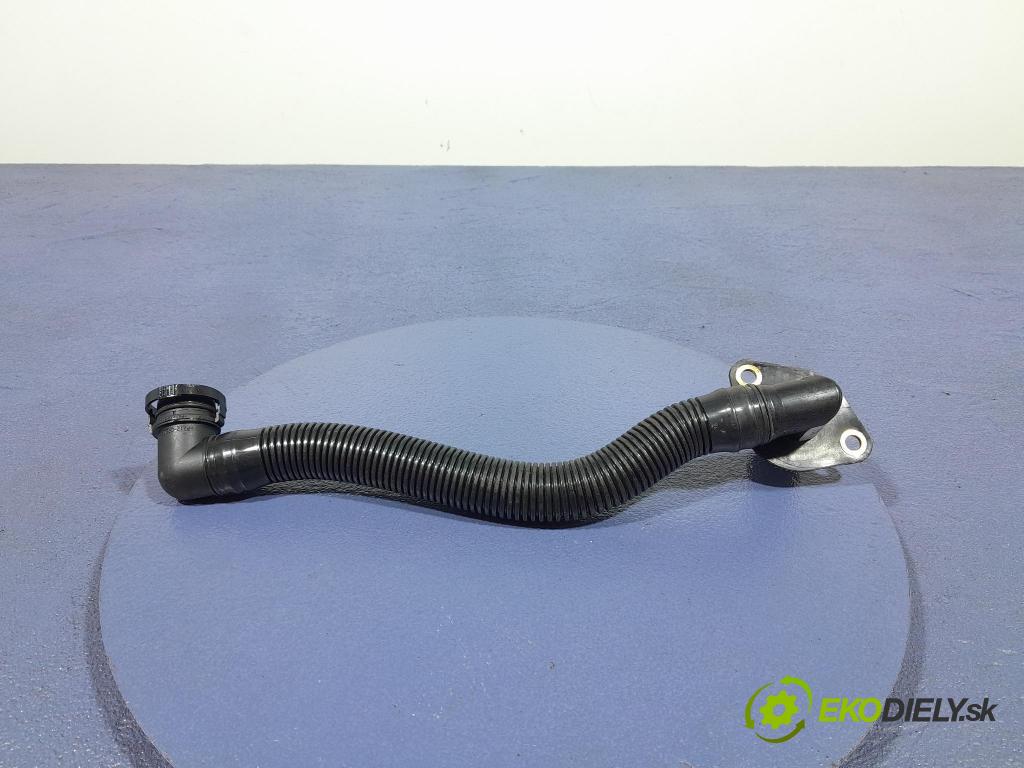 Porsche Cayman 2016 trubka Olejový: 982115653A