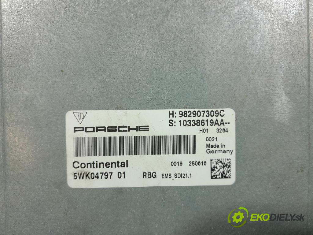 Porsche Cayman 2016 riadiaca jednotka Motor: 982907309C