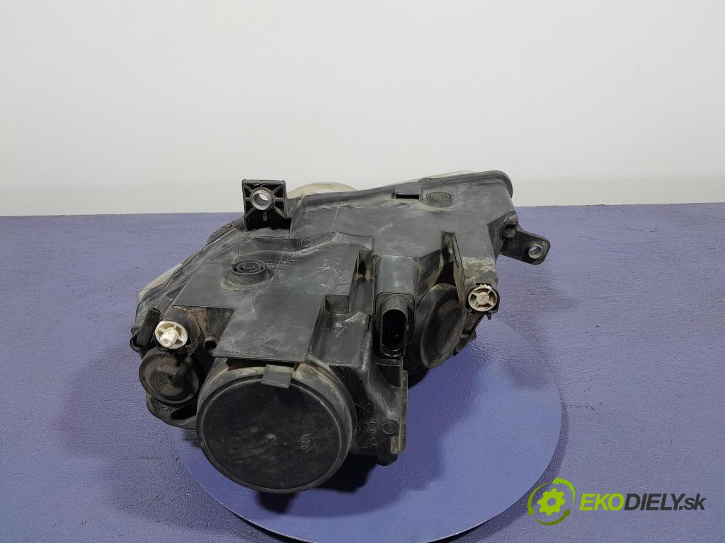 Vw Passat 2006 Reflektor: v pravo: 3C0941006AA