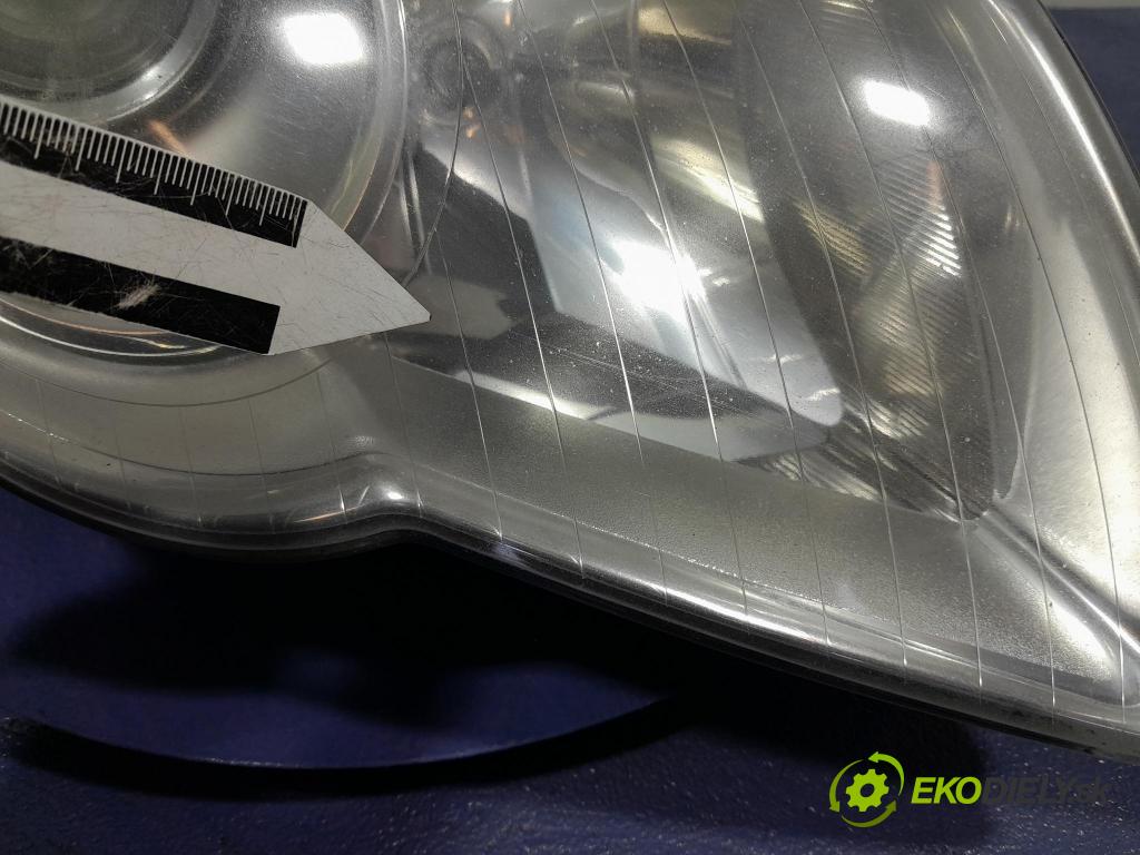 Vw Passat 2006 Reflektor: v pravo: 3C0941006AA