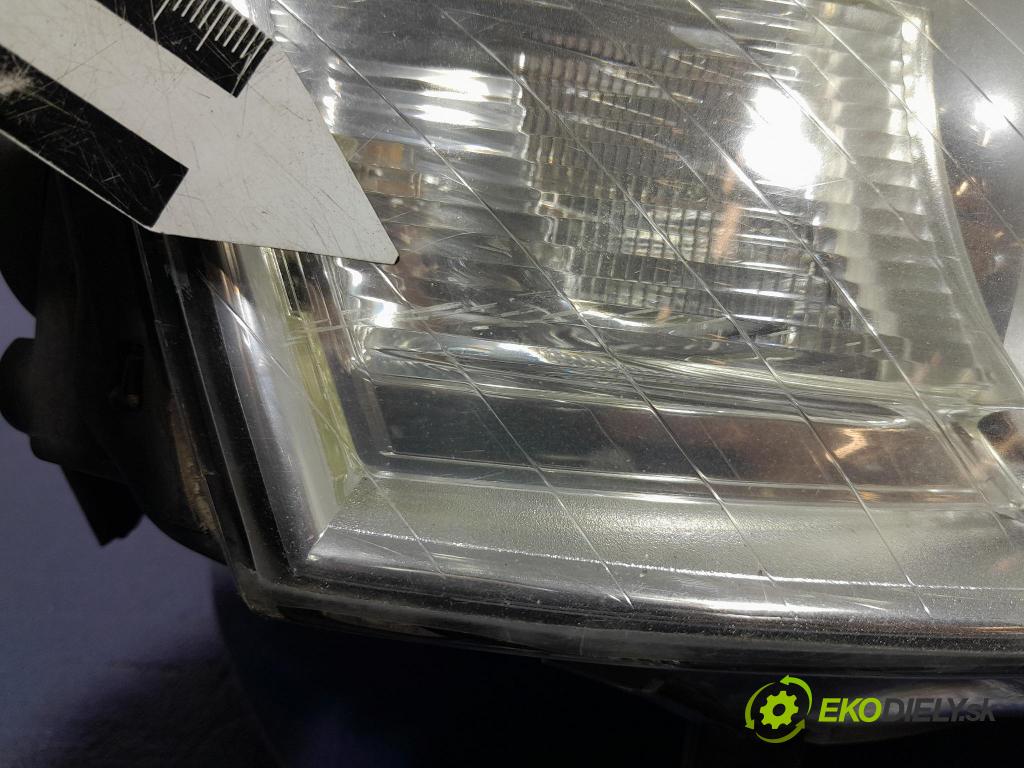 Vw Passat 2006 Reflektor: v pravo: 3C0941006AA