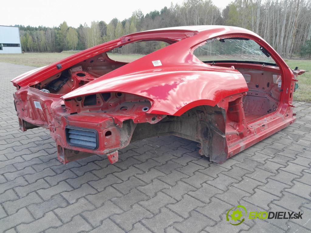Porsche Cayman 2016 Boční v pravo: