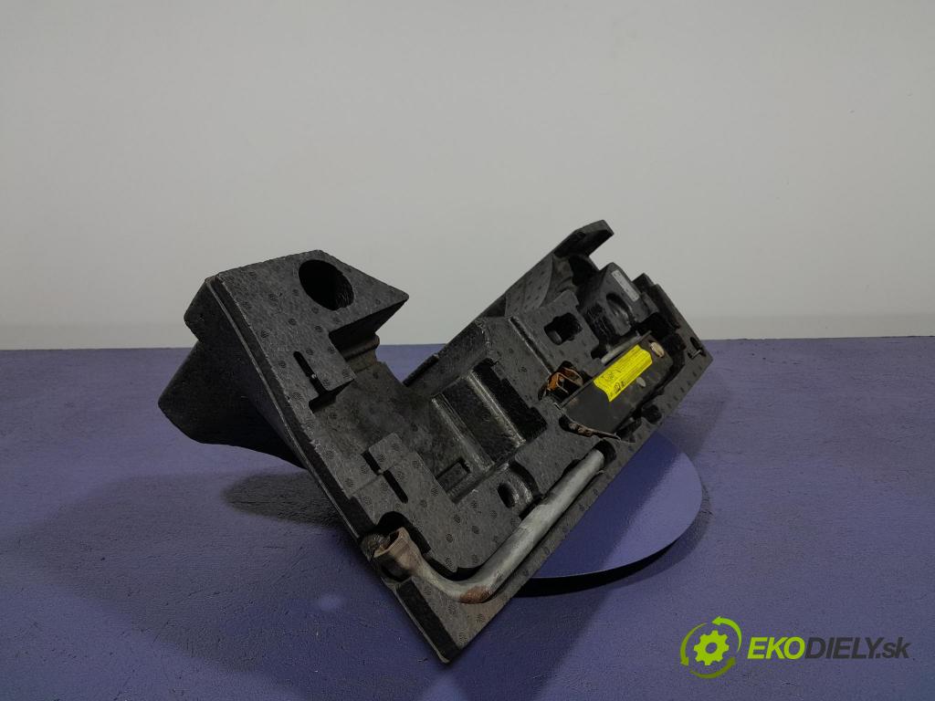 Vw Passat 2006 Kôš kola: Rezervný: 3C0012115C