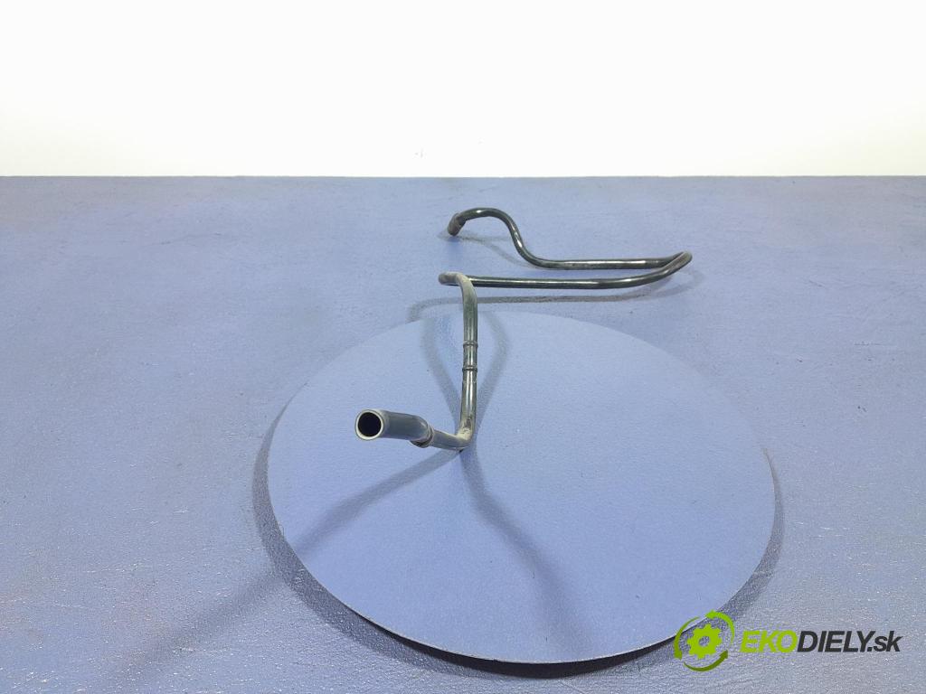 Porsche Cayman 2016 rúrka Vzduch: 99120136103