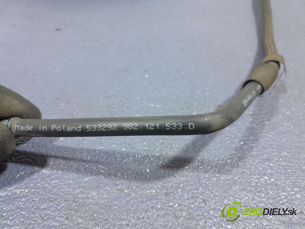 Porsche Cayman 2016 rúrka Chladič: 982121533D