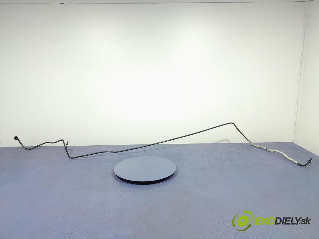 Porsche Cayman 2016 rúrka paliva 9P2201850