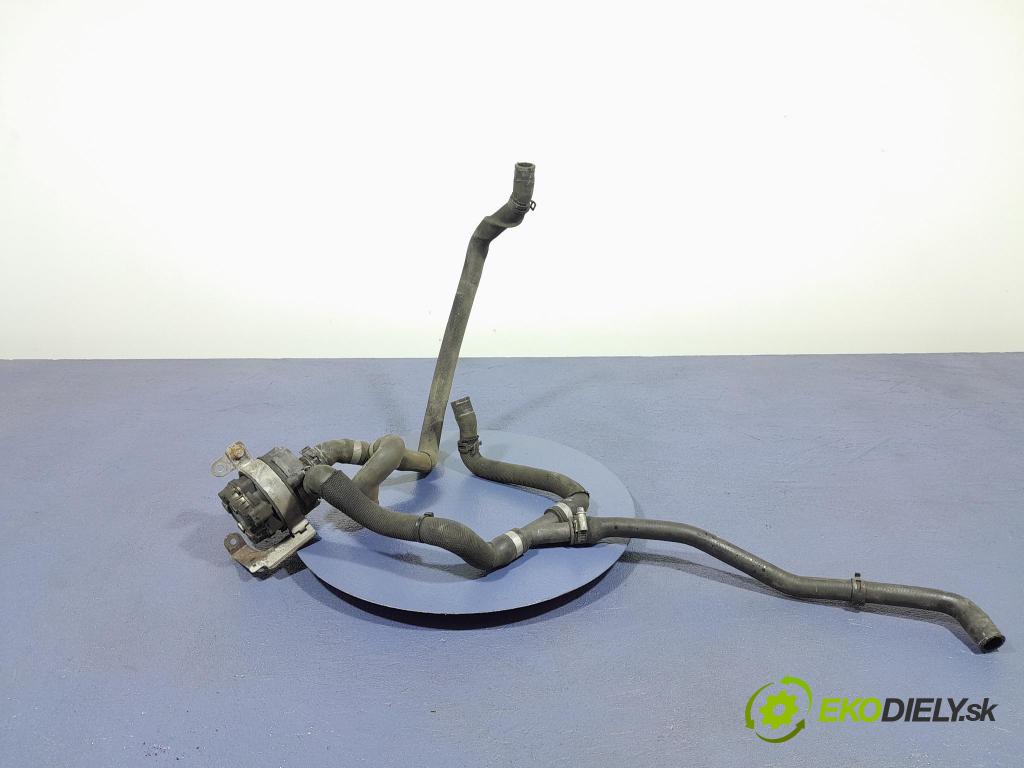 Porsche Cayman 2016 čerpadlo Voda: 04L965567