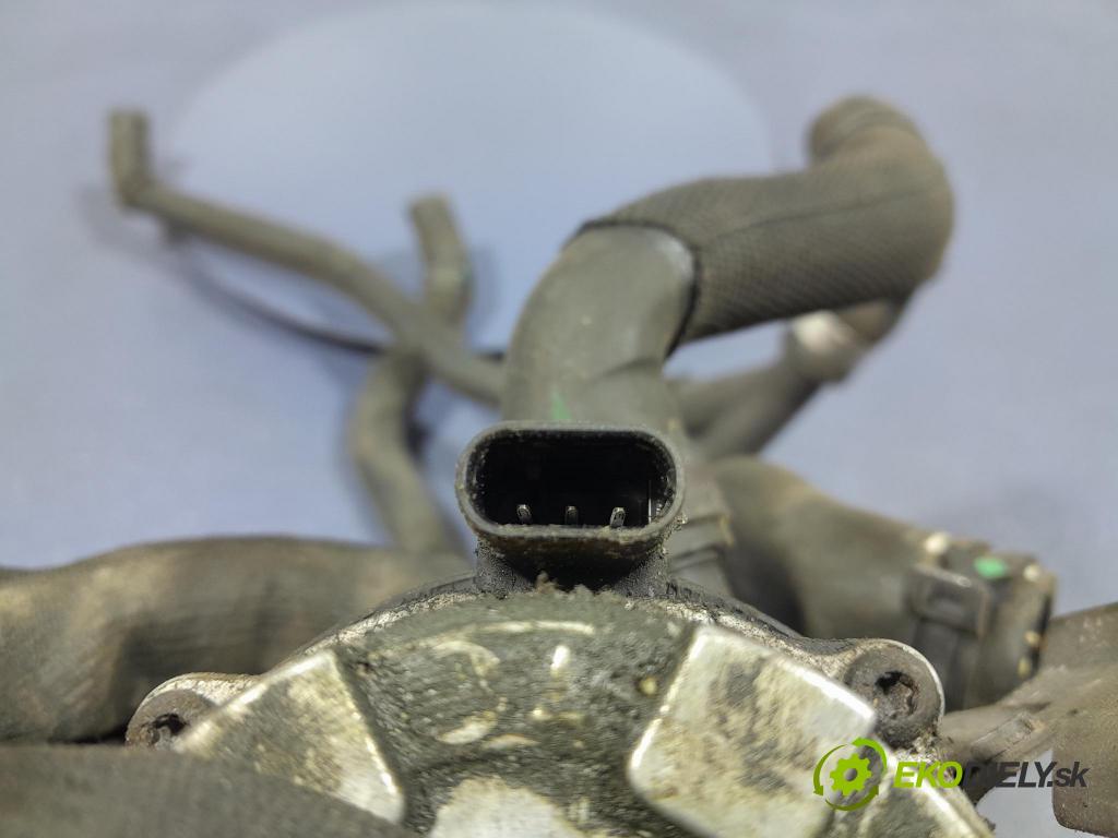 Porsche Cayman 2016 čerpadlo Voda: 04L965567