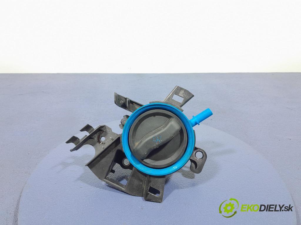 Porsche Cayman 2016 nádržka Kompenzačné: 982863254A