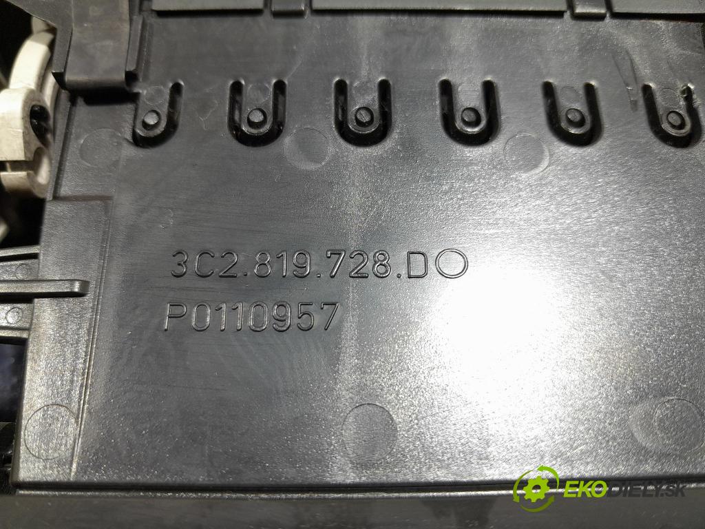 Vw Passat 2006 GRIDS: Prúd vzduchu: Vzduch: 3C1819728E