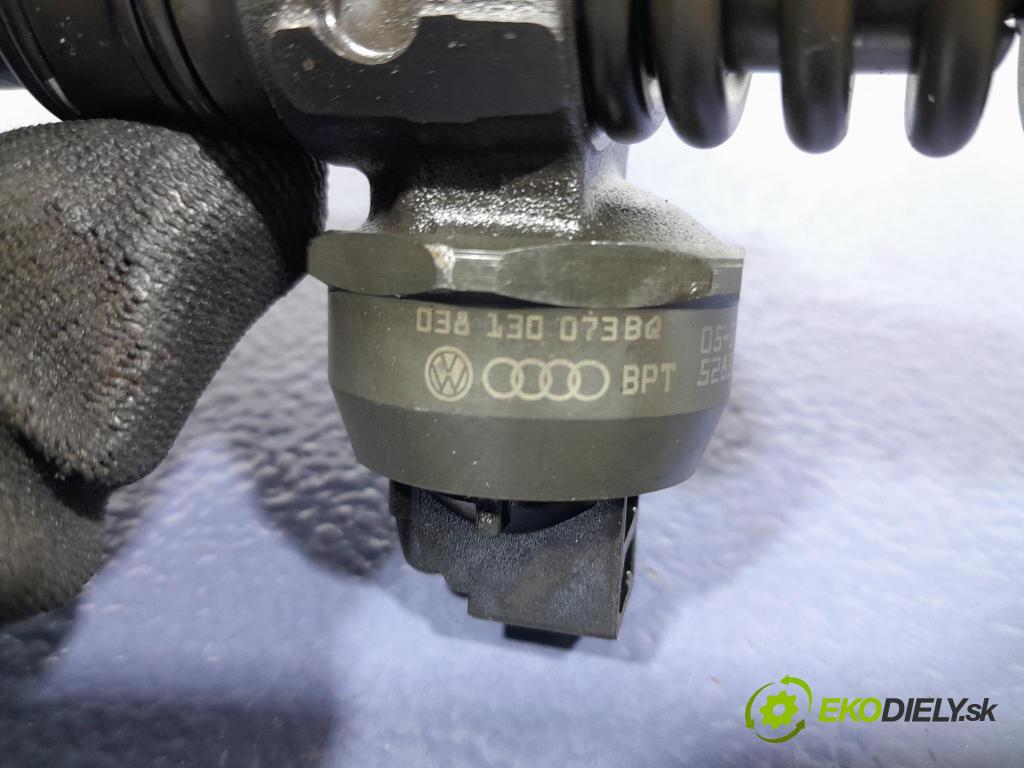 Vw Passat 2006 vstřikovač 038130073BQ