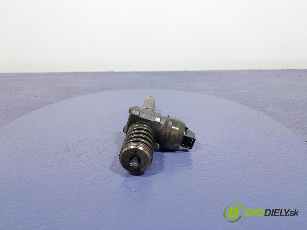 Vw Passat 2006 vstrek 038130073BQ